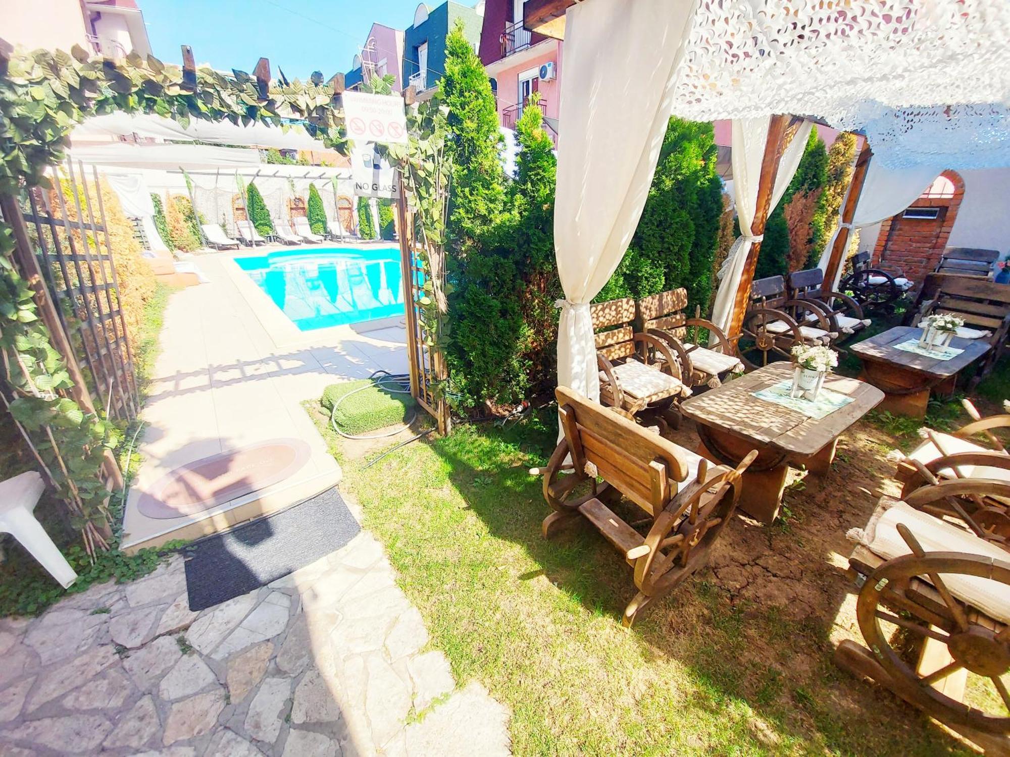 Red Clay Apartments City Club Beograd Ngoại thất bức ảnh